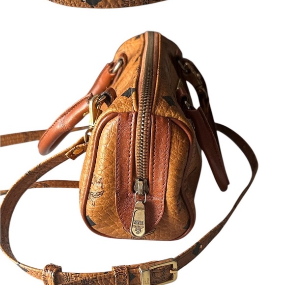 MCM MINI😻 - Picture 2 of 4